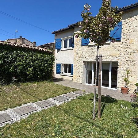 Maison De Charme Avec Jardin Et Terrasse Camblanes-et-Meynac エクステリア 写真